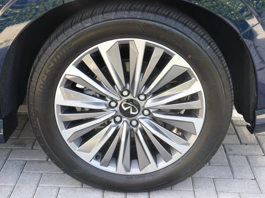 Certified 2025 INFINITI QX80 Luxe image 50