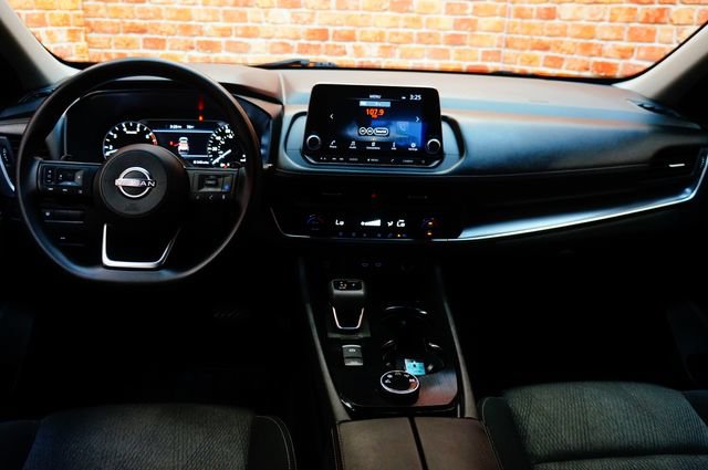 Certified 2024 Nissan Rogue SV AWD/4WD image 10
