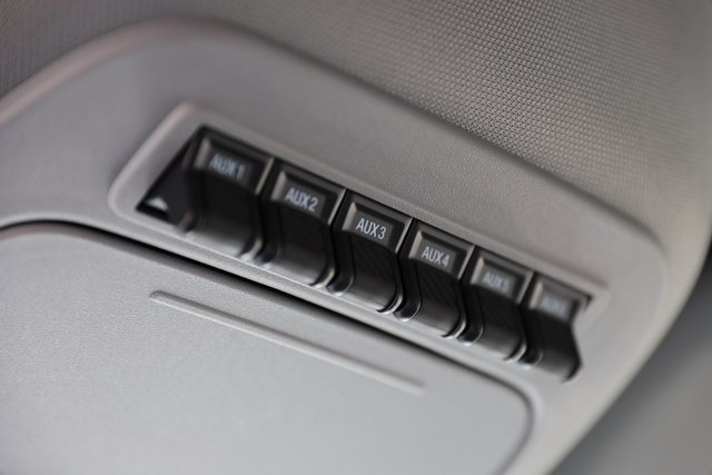 Used 2024 Ford F550 4x4 SuperCab Super Duty w/ Snow Plow Prep Package image 9