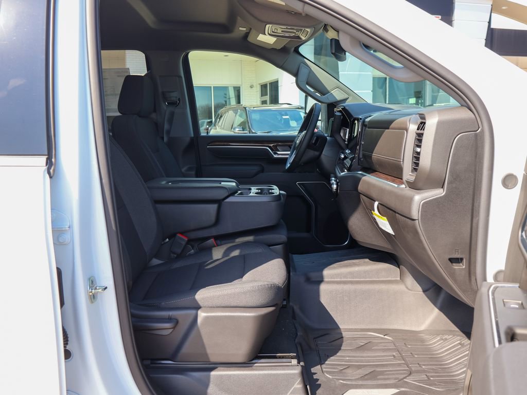 New 2026 GMC Sierra 2500 SLE w/ SLE Value Package; image 26