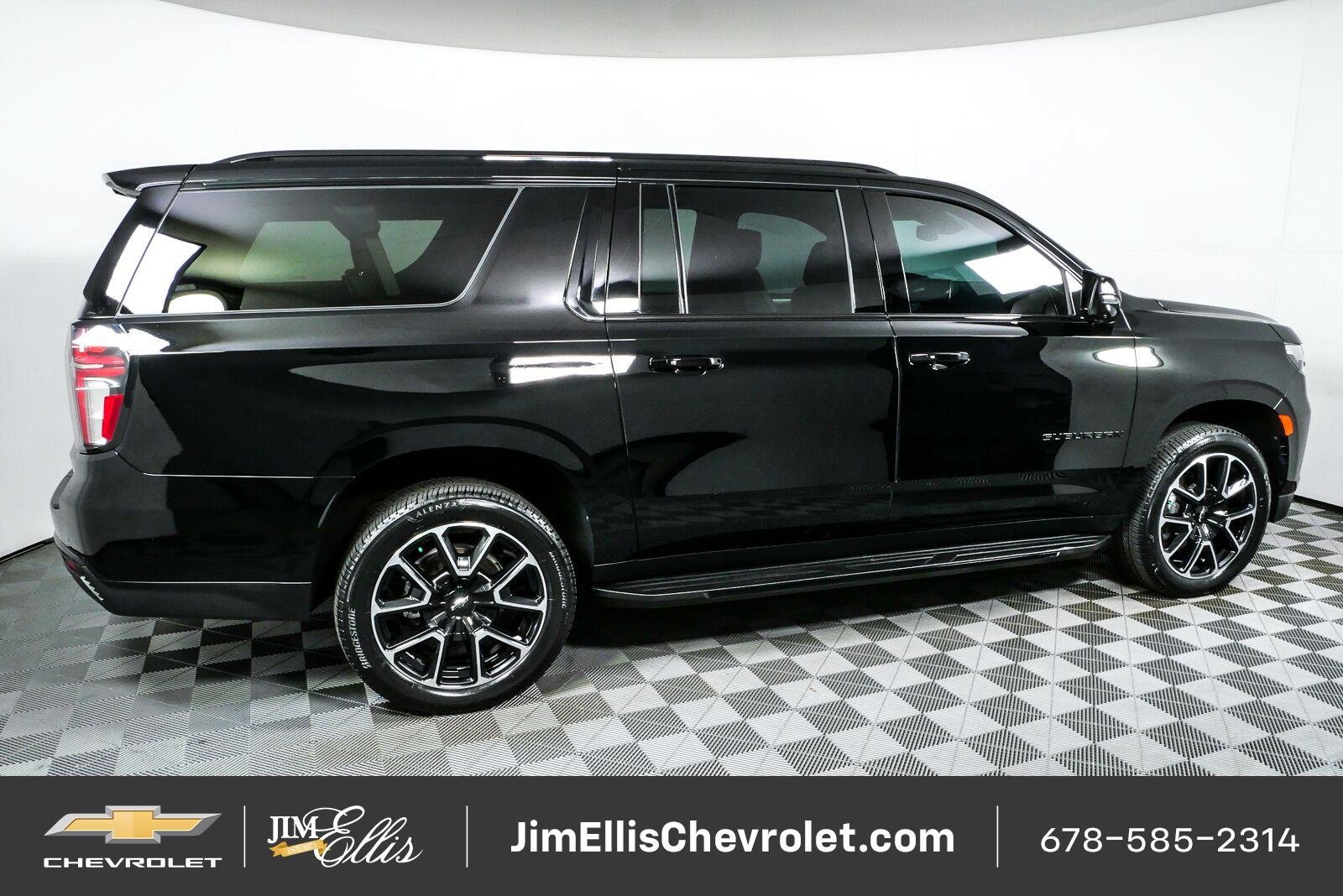 Certified 2024 Chevrolet Suburban RST w/ Luxury Package RWD image 2