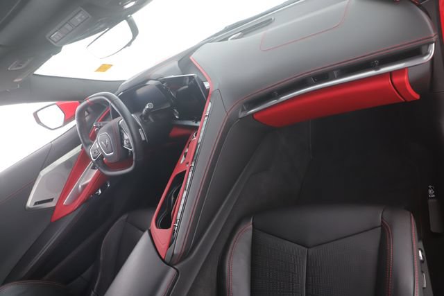 Used 2022 Chevrolet Corvette Stingray Premium Cpe w/ Z51 Performance Package RWD image 27
