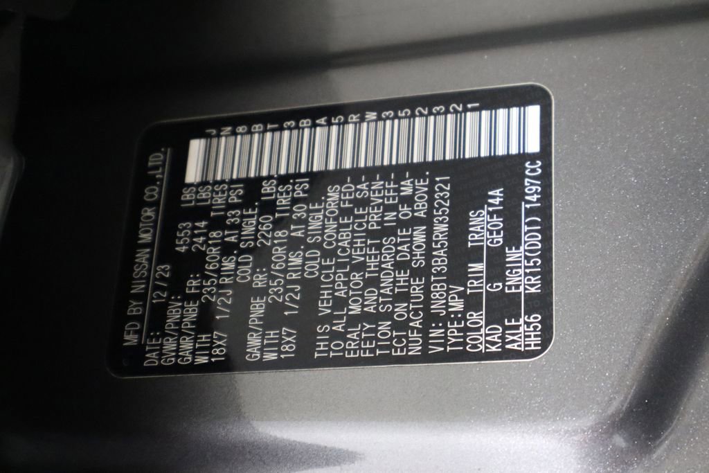 Used 2024 Nissan Rogue SV image 39