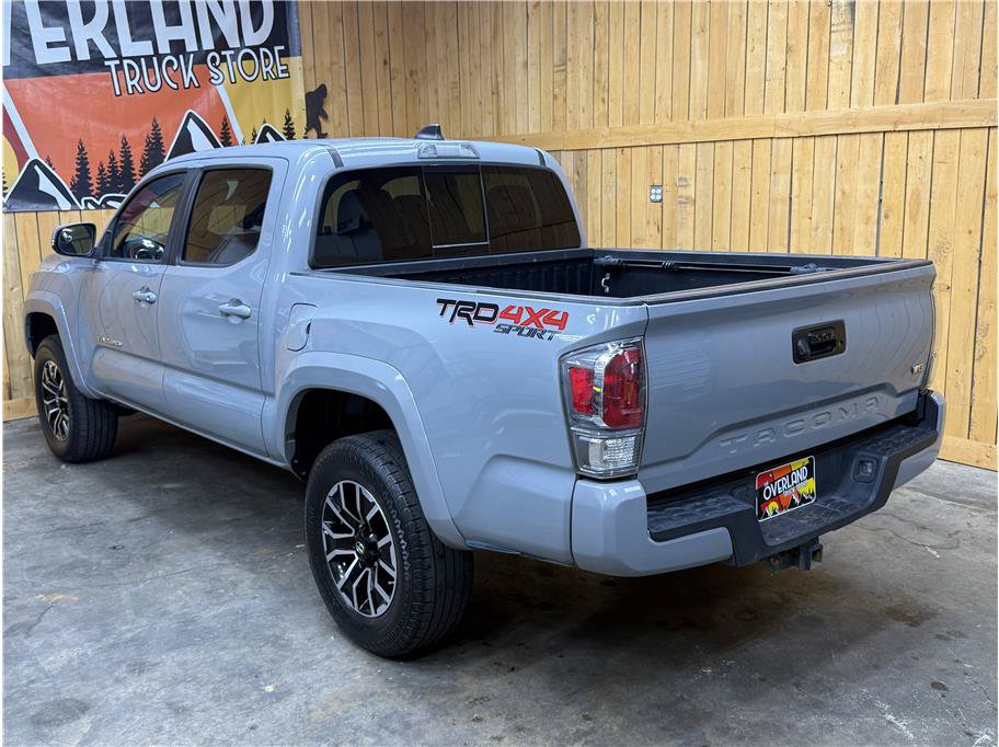 Used 2020 Toyota Tacoma TRD Sport AWD/4WD image 7