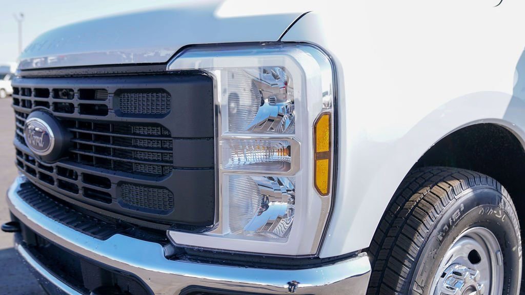 New 2025 Ford F250 XL w/ 360-Degree Camera Package image 3