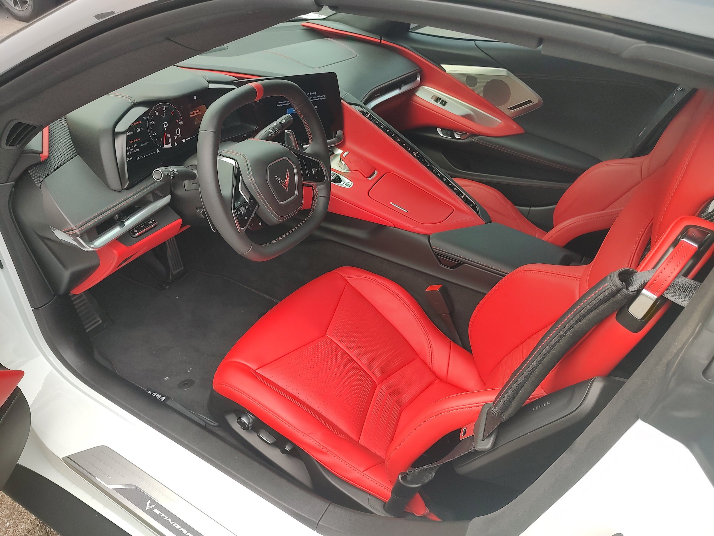 Used 2024 Chevrolet Corvette Stingray Premium Conv RWD image 11