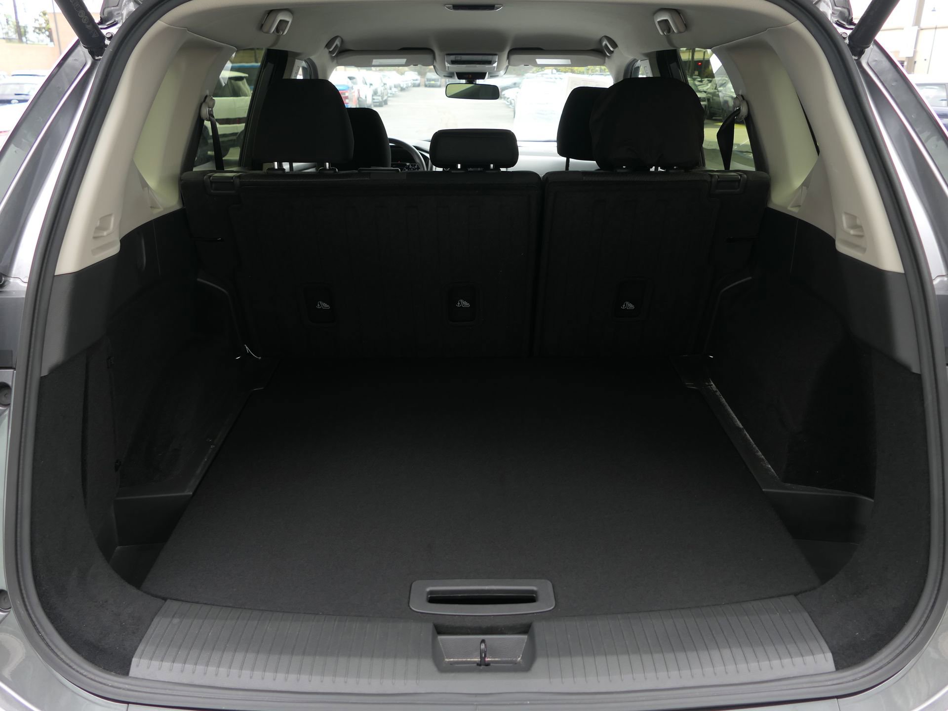 Used 2024 Nissan Rogue SV FWD image 22