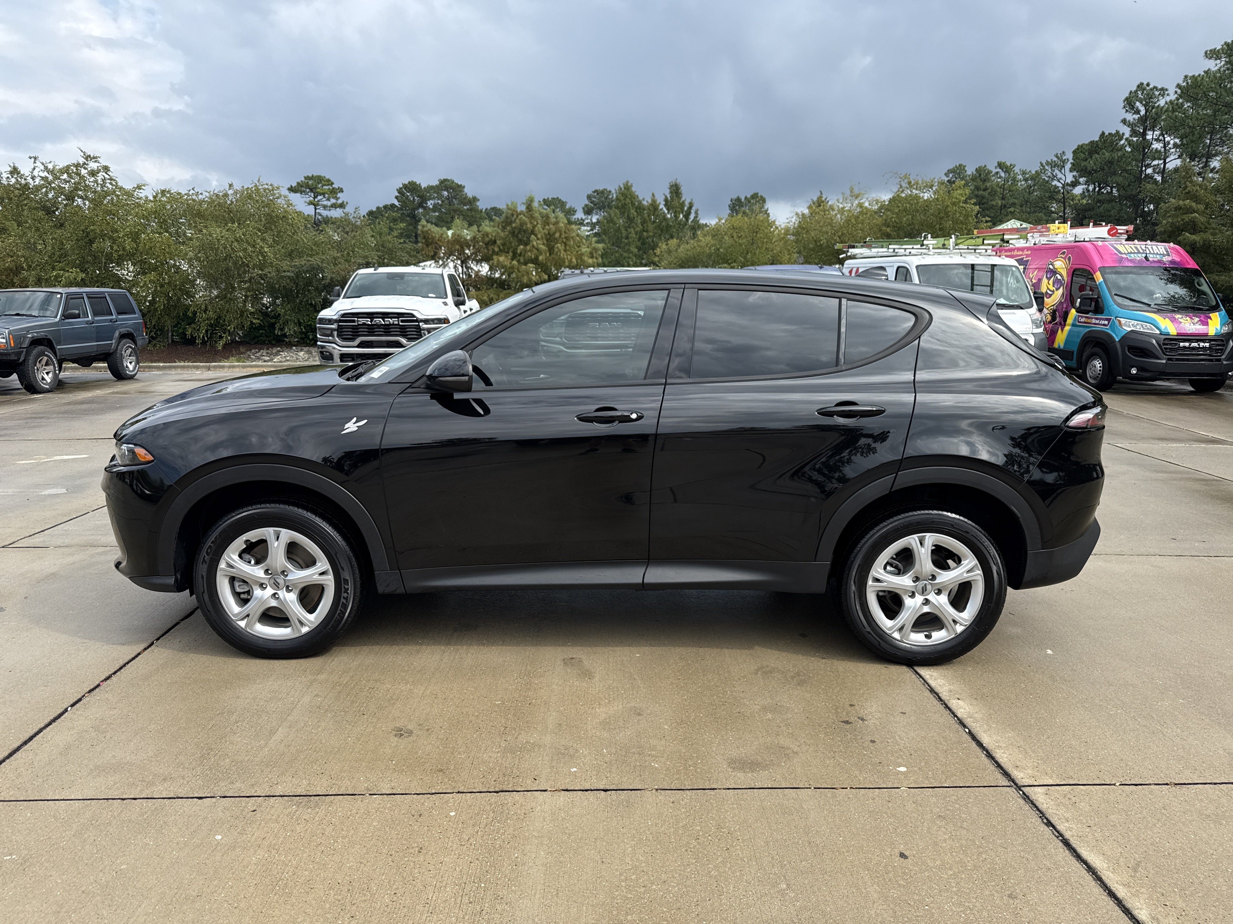 Used 2023 Dodge Hornet GT Plus AWD/4WD image 6