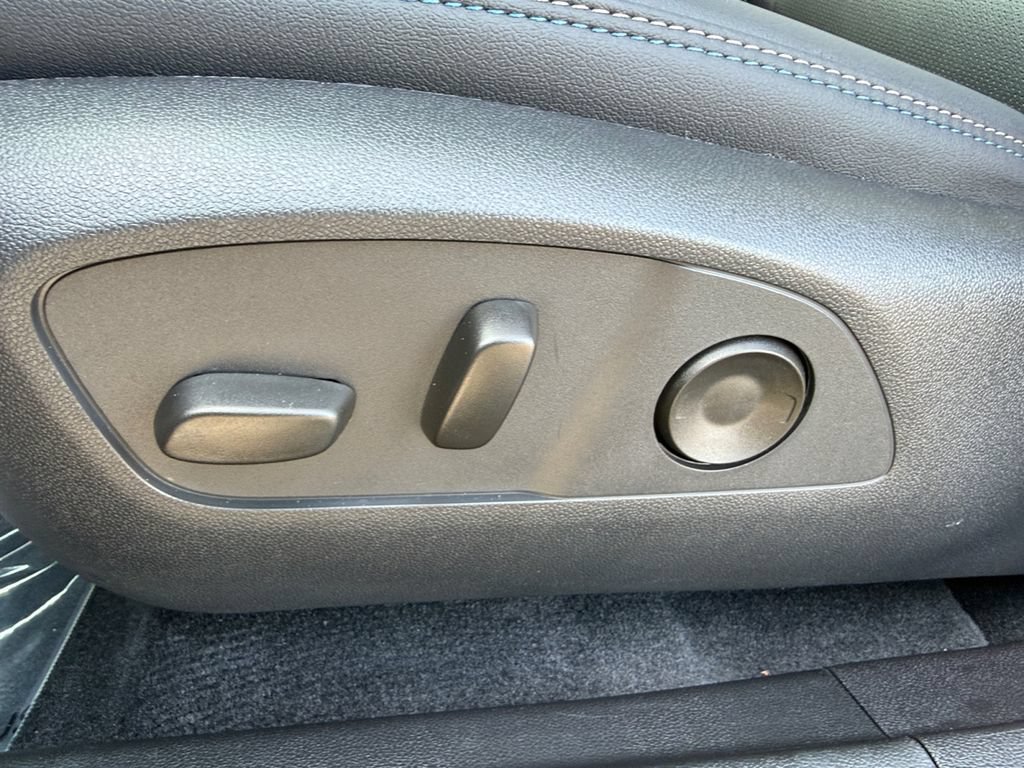 New 2026 Chevrolet Equinox EV LT FWD image 10