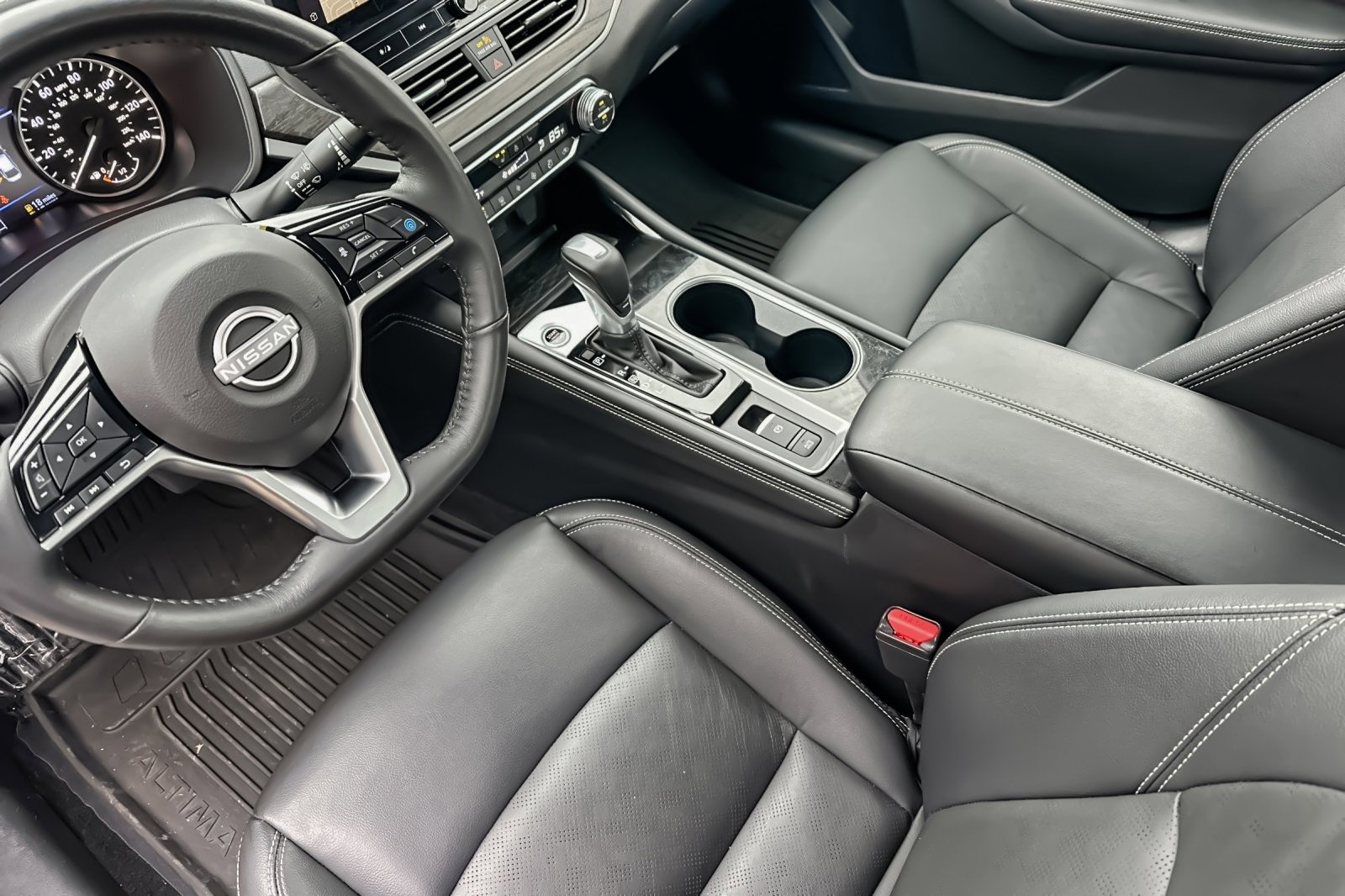 Used 2024 Nissan Altima 2.5 SL image 8