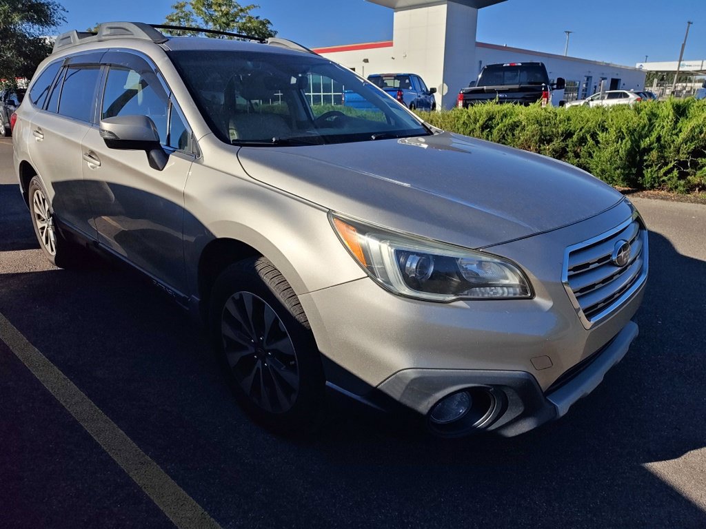 Used 2017 Subaru Outback 3.6R Limited AWD/4WD image 2