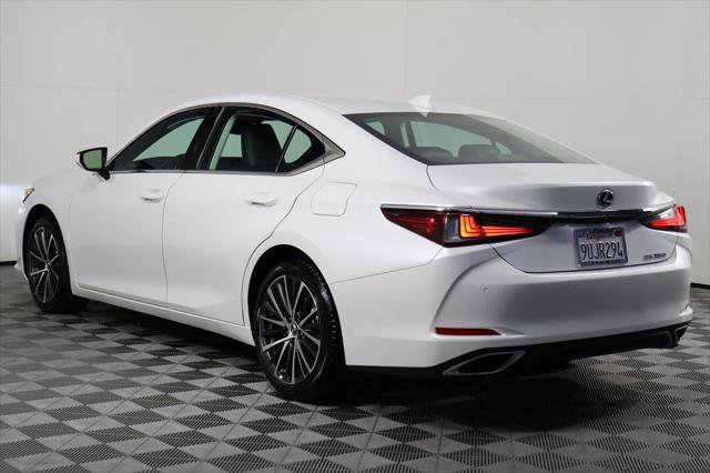 Certified 2025 Lexus ES 350 w/ Premium Package image 6
