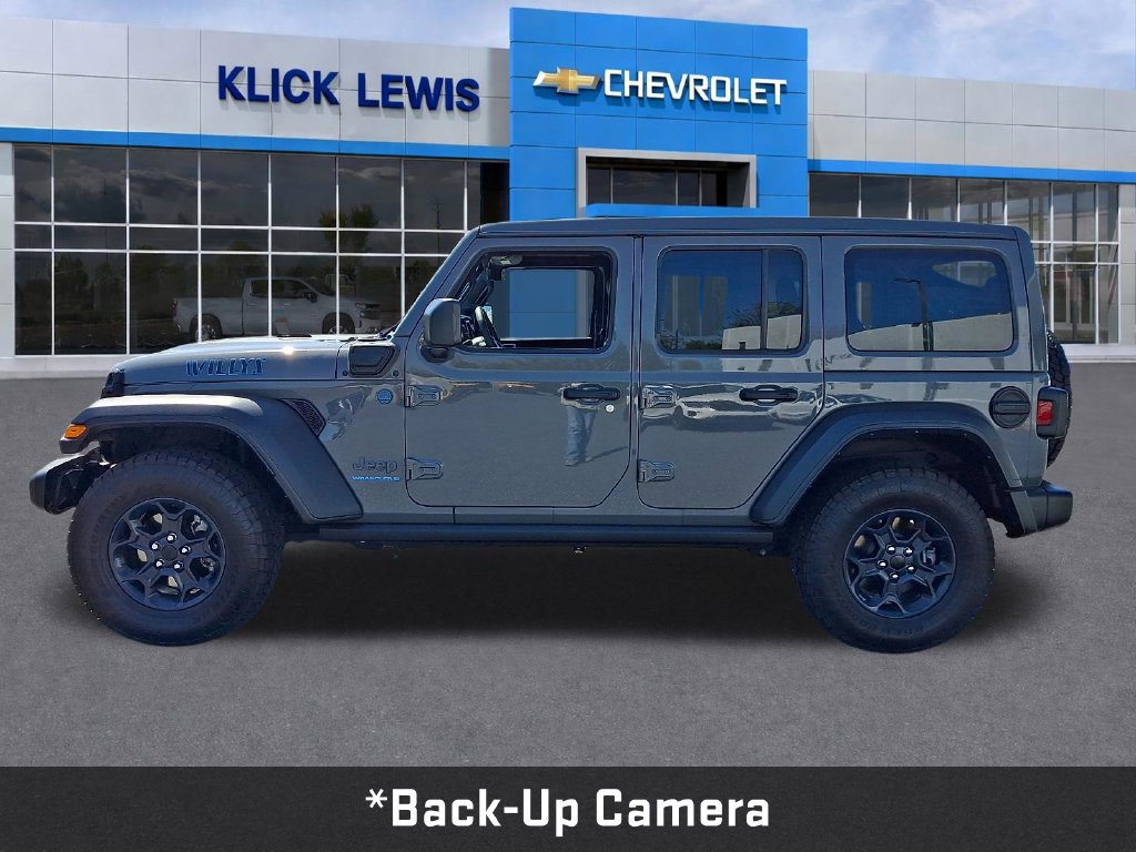 Used 2023 Jeep Wrangler Unlimited w/ Sun & Screen Package AWD/4WD image 4