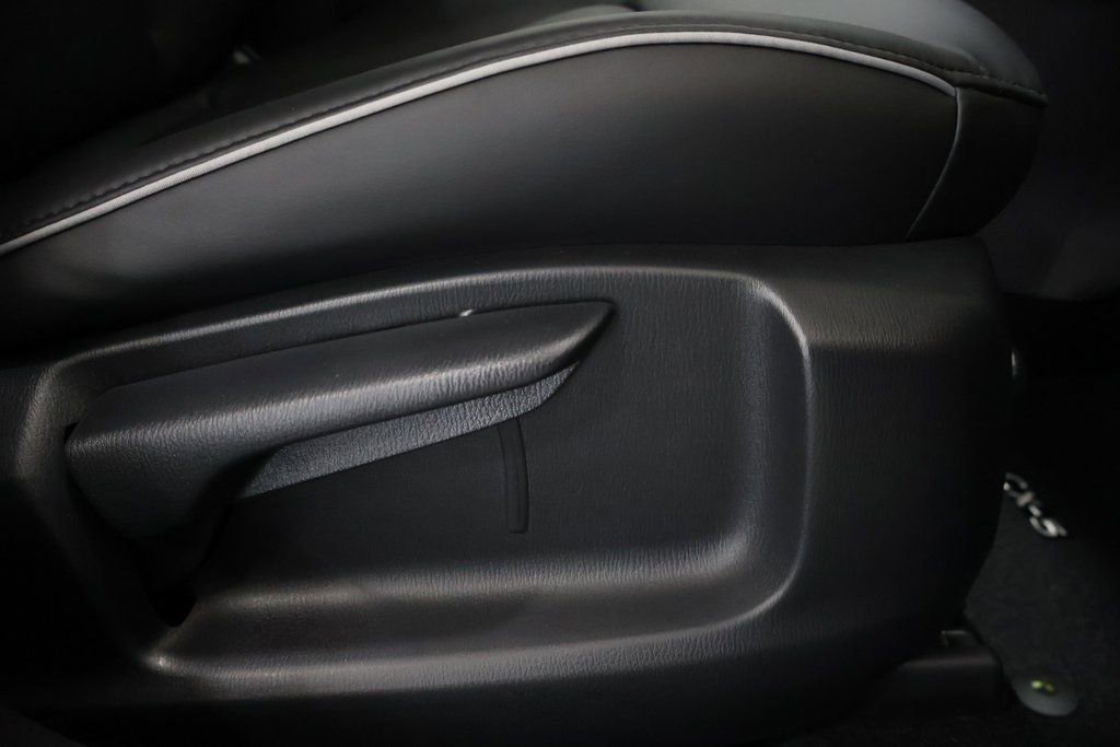 Used 2025 MAZDA CX-5 AWD 2.5 S w/ Select Package image 22