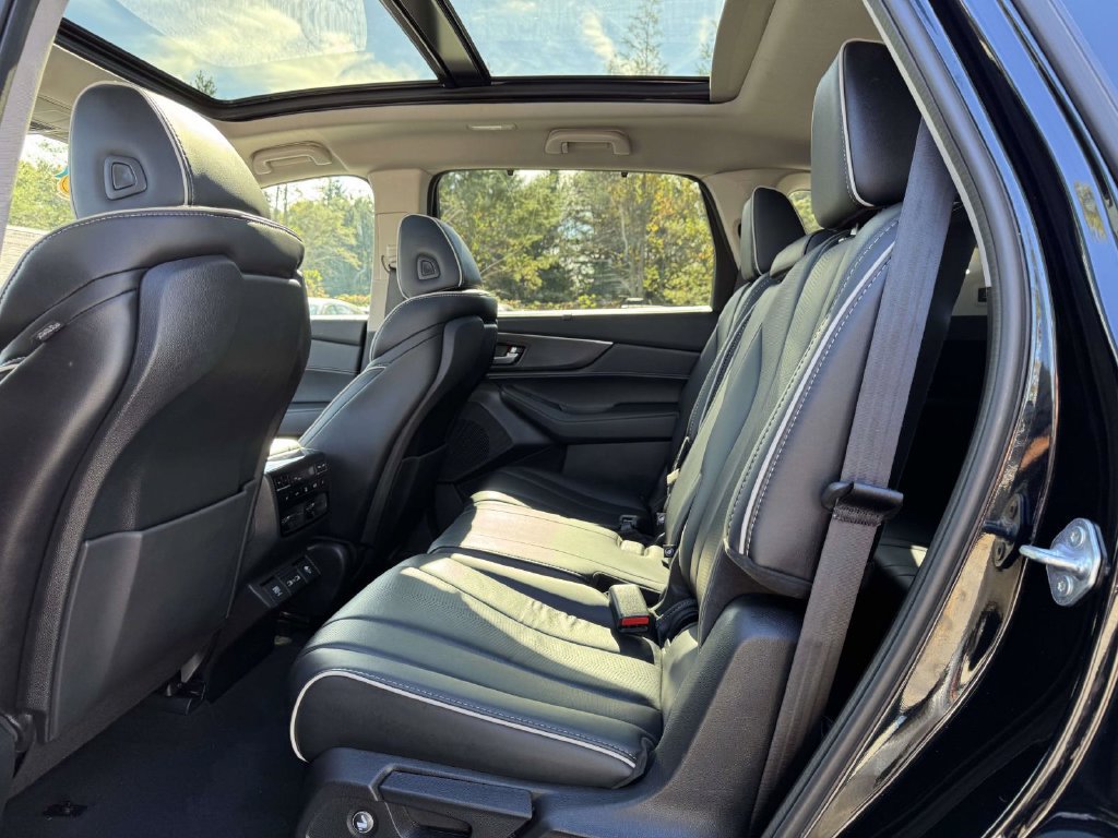 Certified 2023 Acura MDX w/ Advance Package AWD/4WD image 10