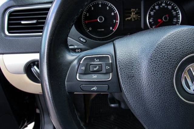 Used 2014 Volkswagen Jetta SE image 18