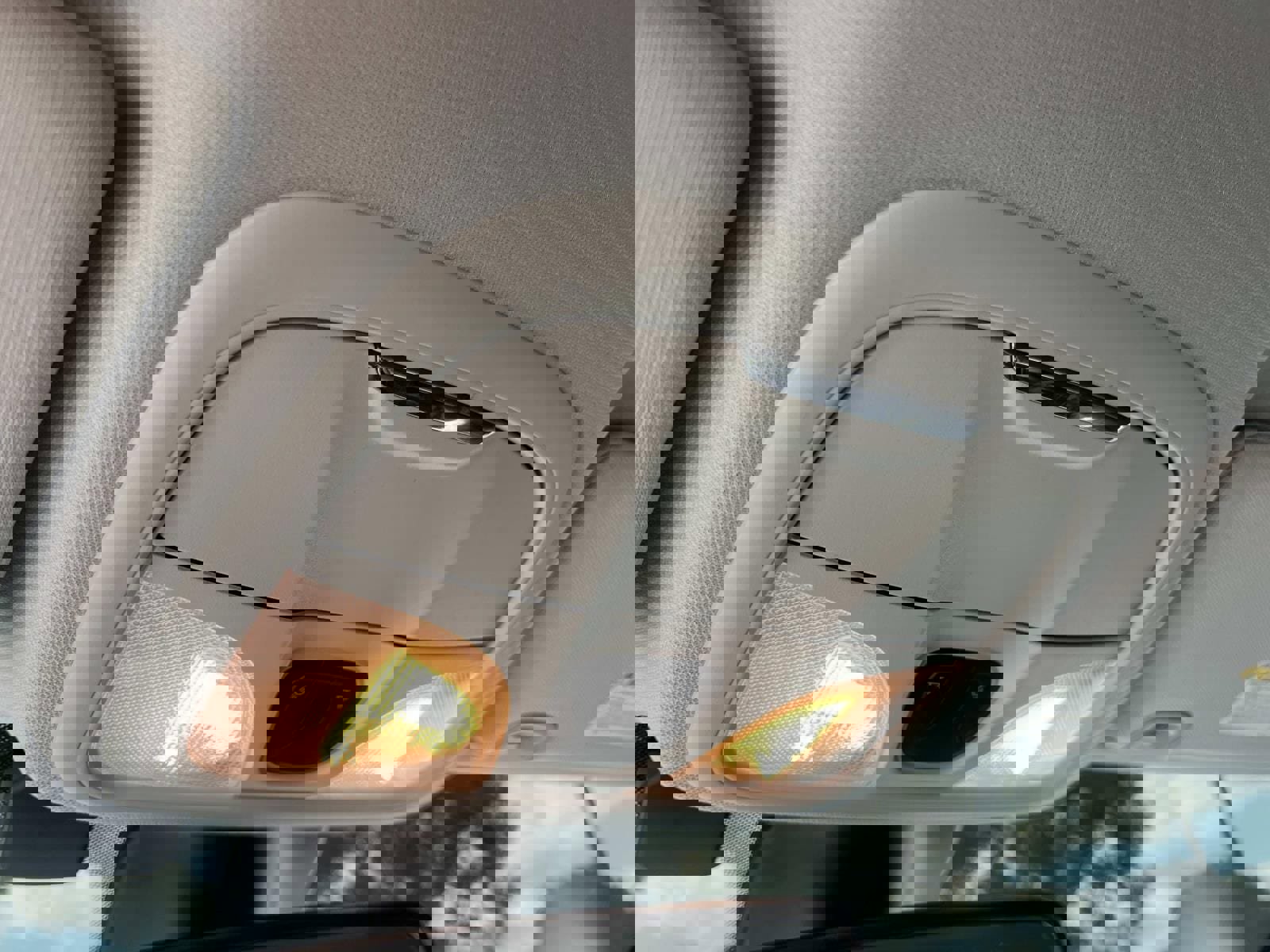 Used 2022 Jeep Cherokee Latitude AWD/4WD image 31