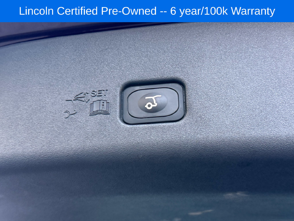 Used 2025 Lincoln Nautilus Reserve w/ Jet Appearance Package AWD/4WD image 23