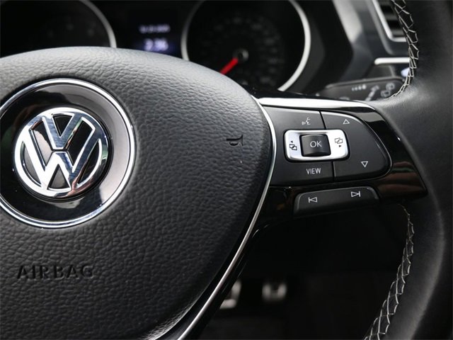 Used 2021 Volkswagen Tiguan SE R-Line w/ 3-Row Tiguan MDO Package image 23