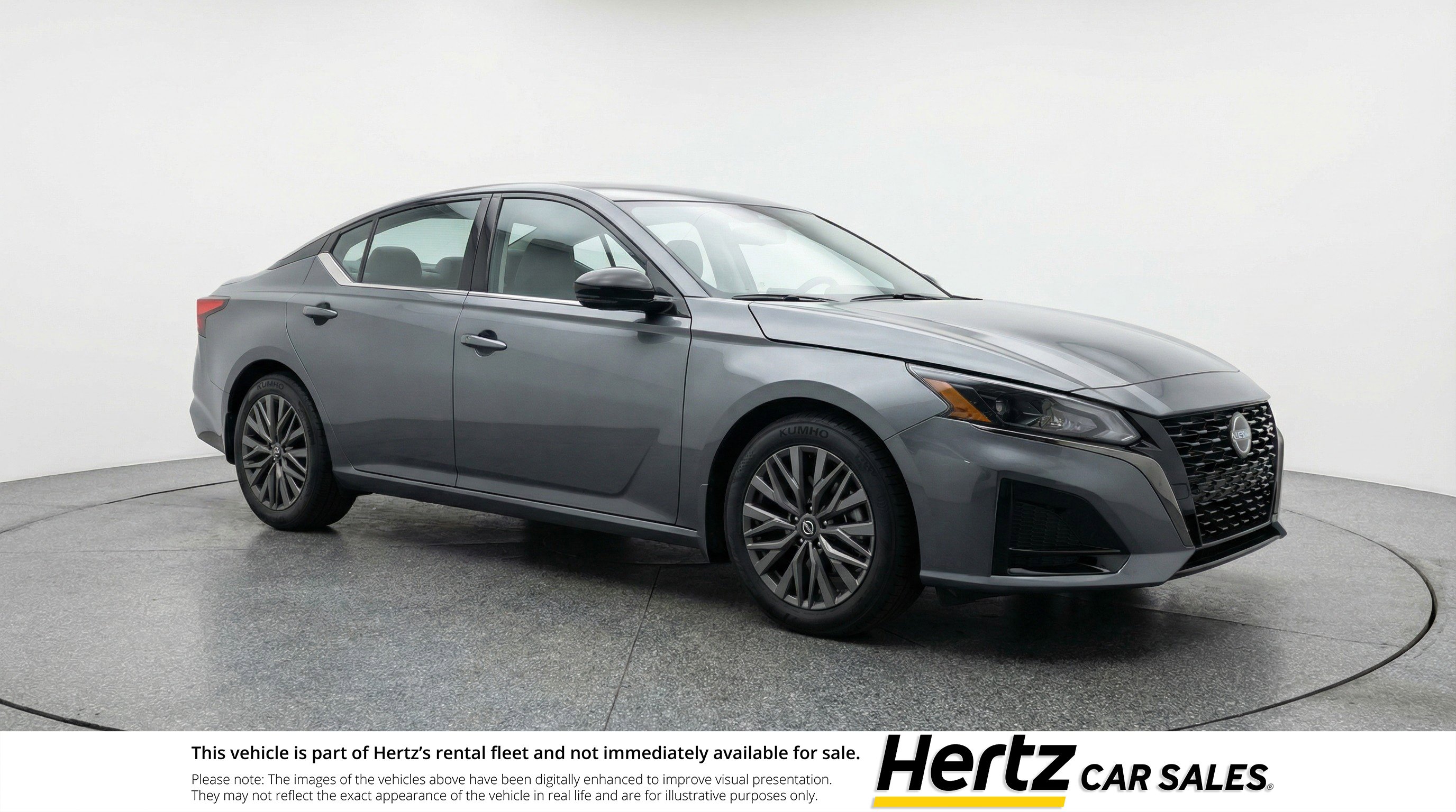 Used 2025 Nissan Altima 2.5 SV image 1