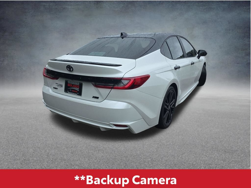 Used 2025 Toyota Camry XSE FWD image 4