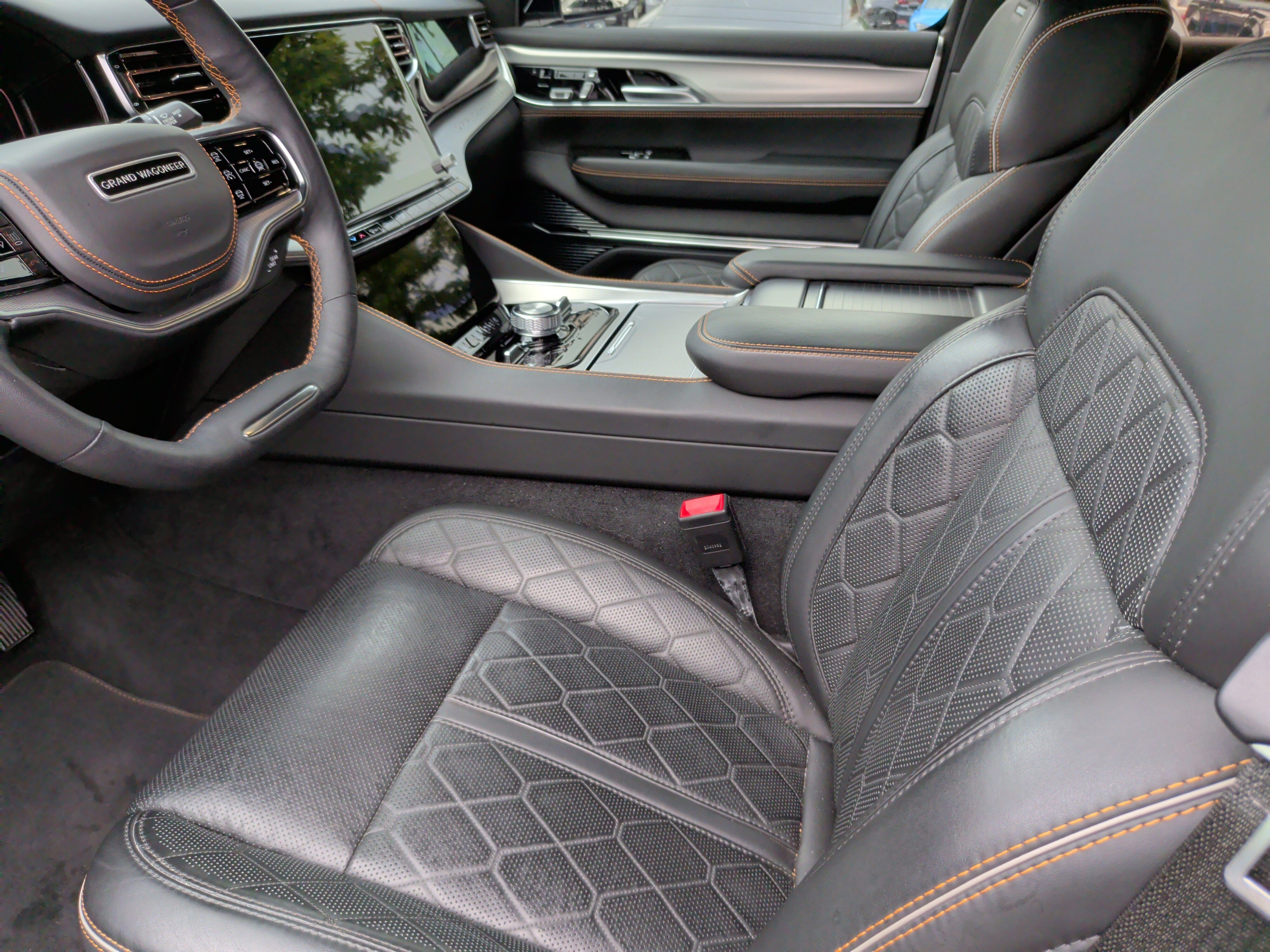 Used 2023 Jeep Grand Wagoneer Series III image 26