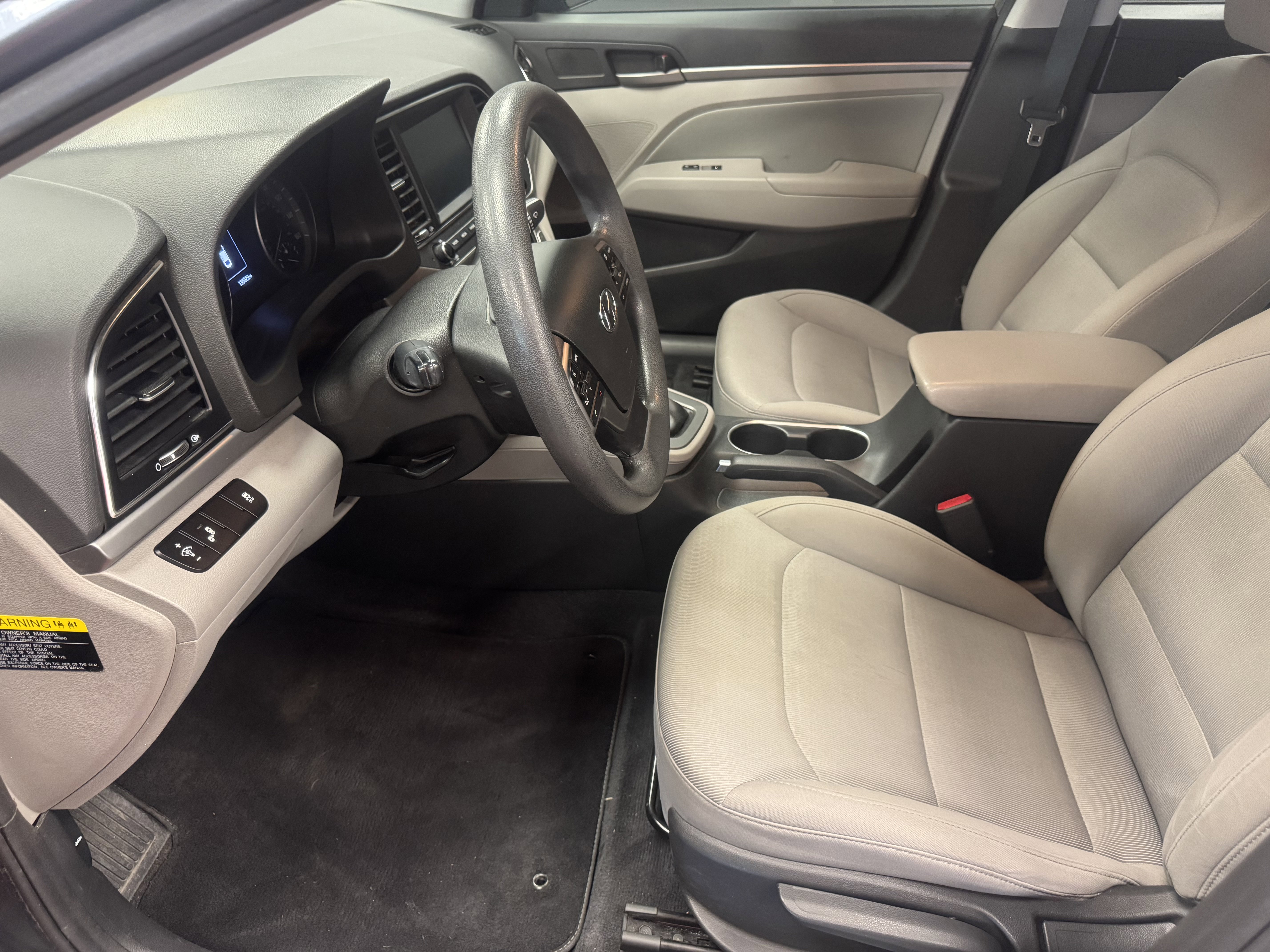 Used 2018 Hyundai Elantra SEL image 9