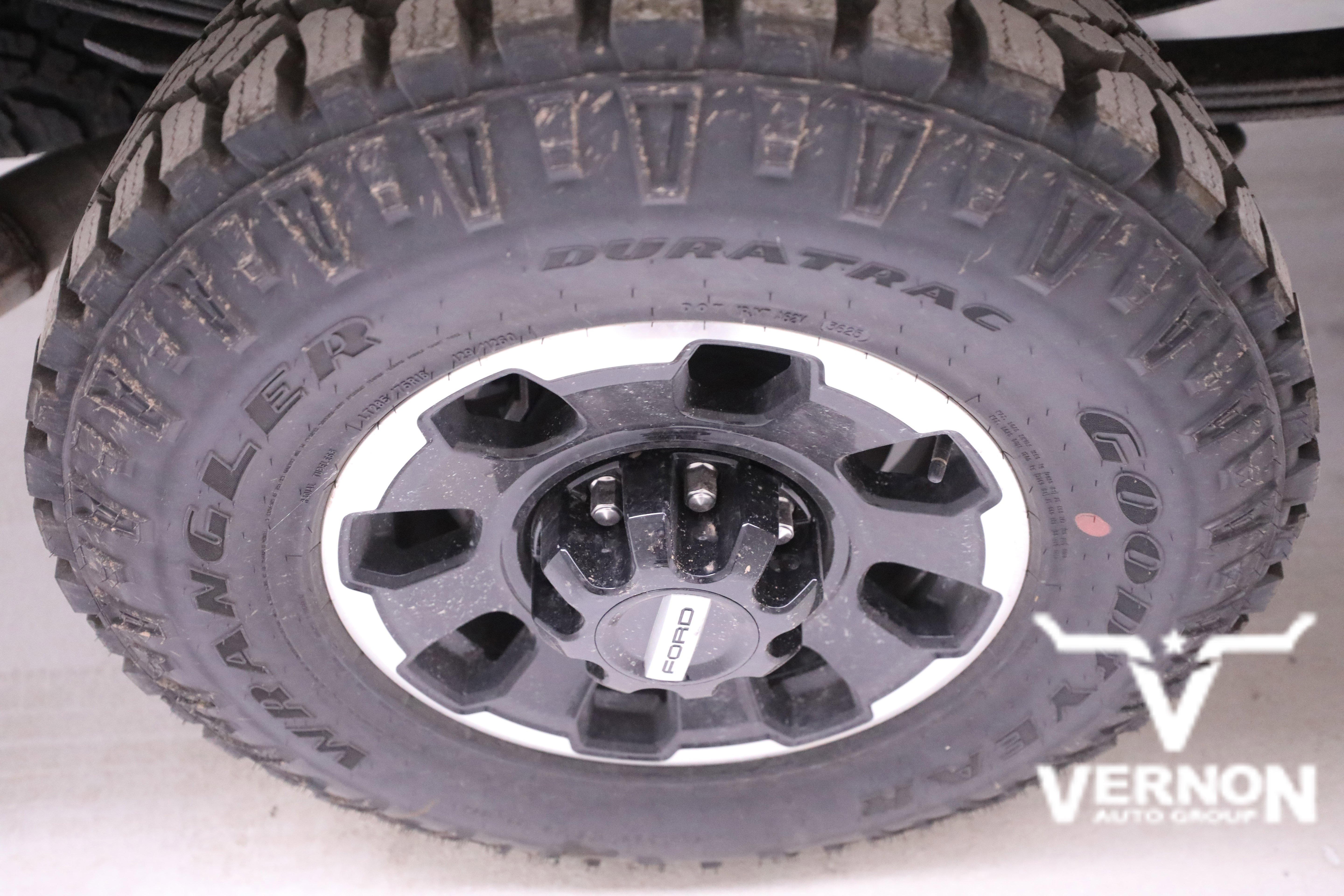 New 2026 Ford F250 Platinum w/ Tremor Off-Road Package image 35