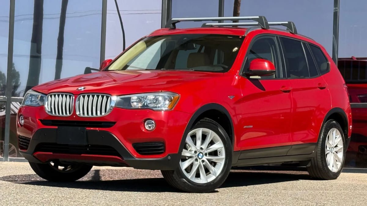 Used 2016 BMW X3 xDrive28i AWD/4WD image 3
