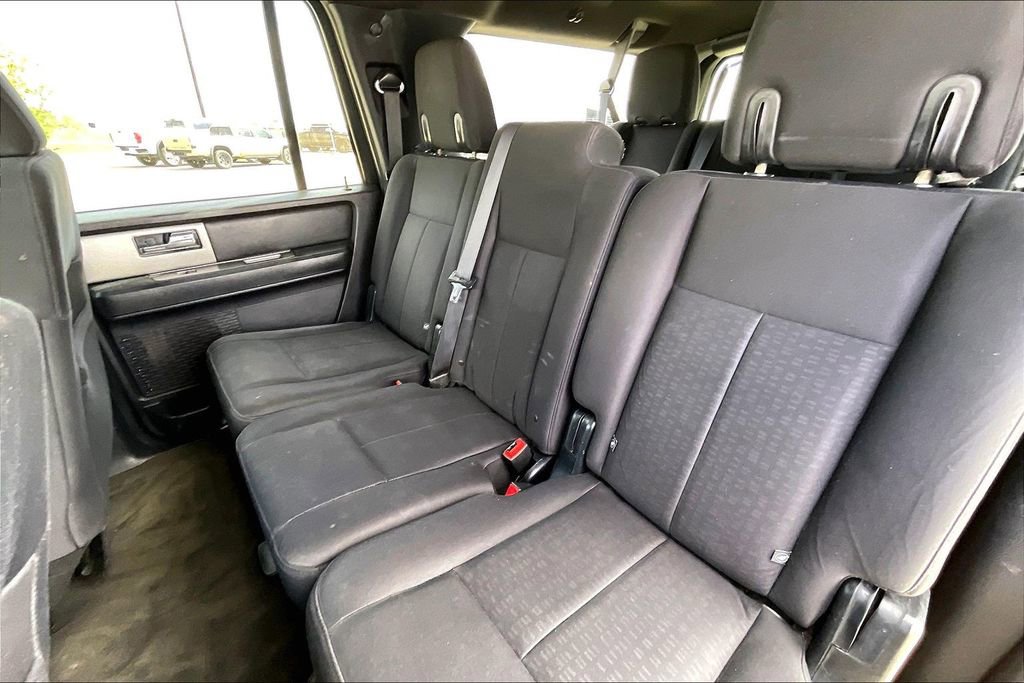 Used 2017 Ford Expedition EL XLT image 19