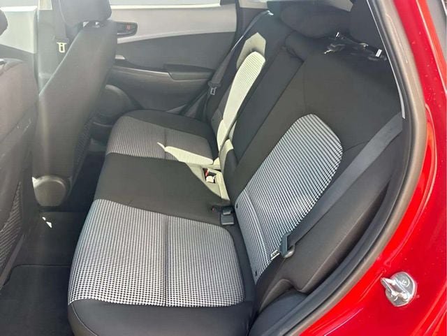 Used 2021 Hyundai Kona SEL AWD/4WD image 13