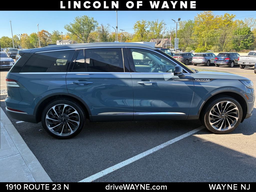 Used 2026 Lincoln Aviator Reserve AWD/4WD image 8