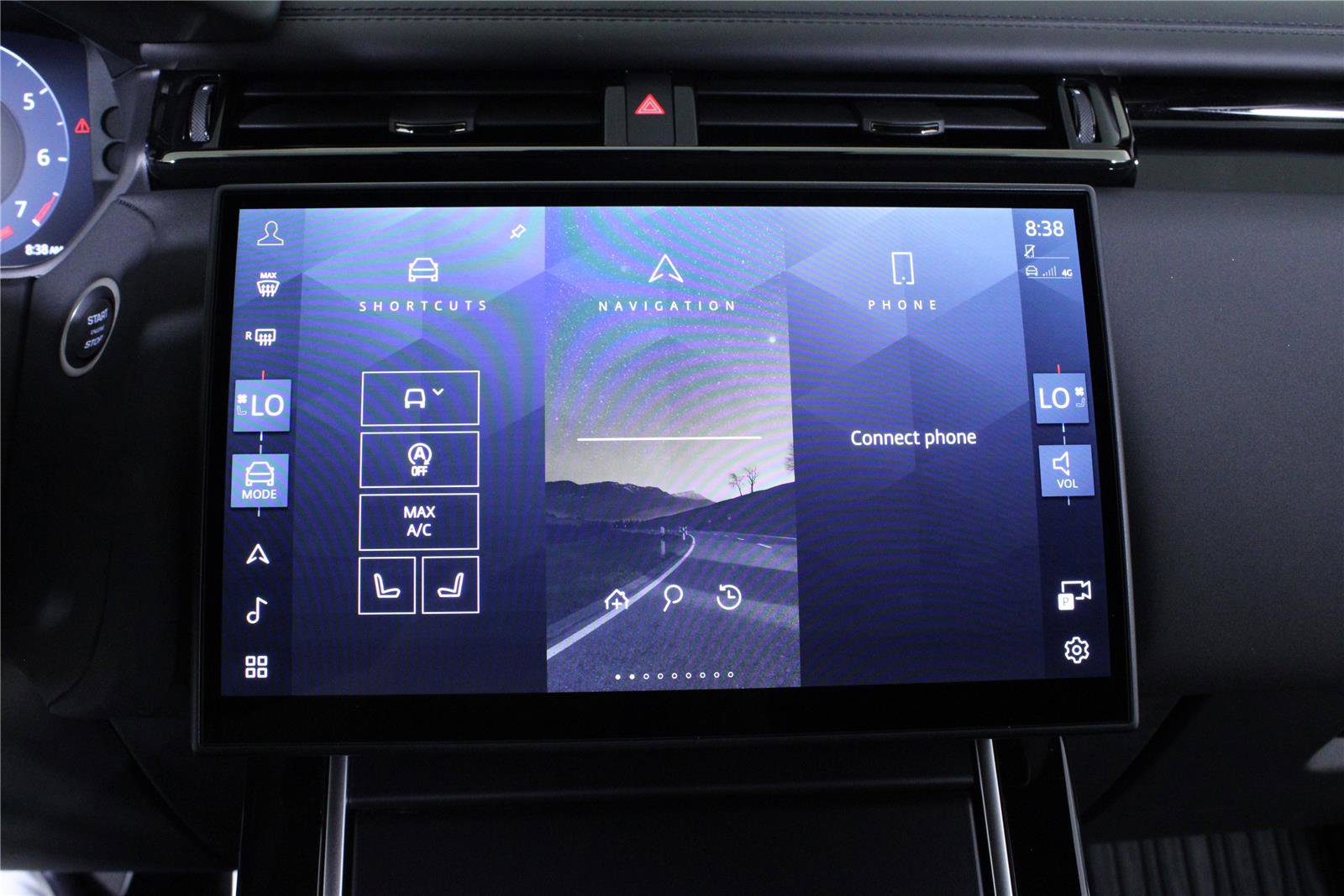 Used 2026 Land Rover Range Rover Velar Dynamic SE AWD/4WD image 27