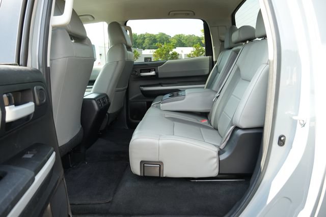 Used 2021 Toyota Tundra Limited w/ Limited Premium Package AWD/4WD image 16