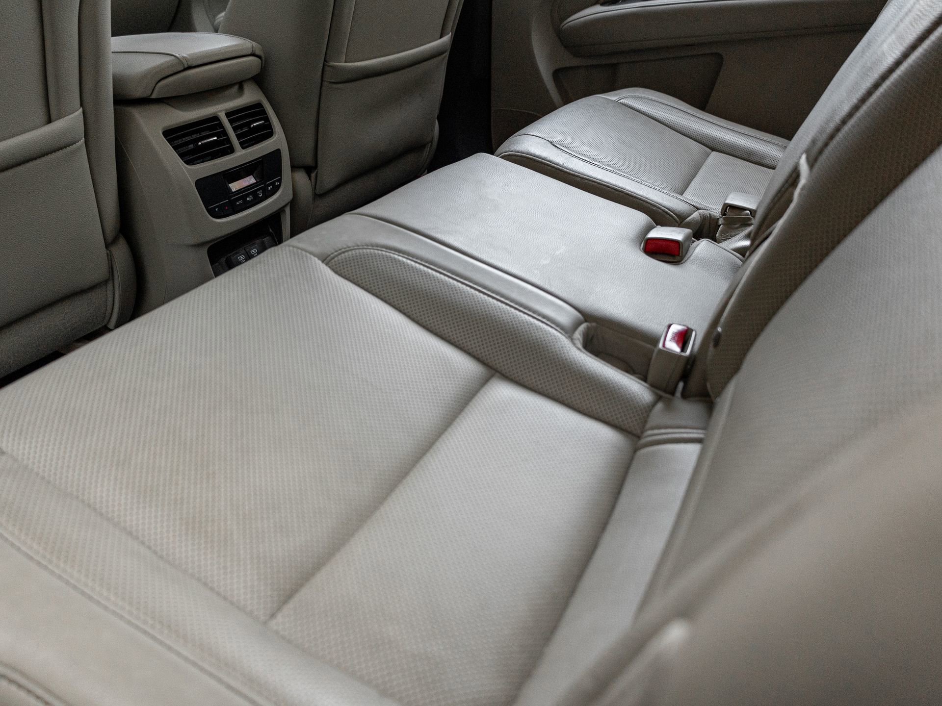 Used 2020 Acura MDX SH-AWD w/ Technology Package image 25