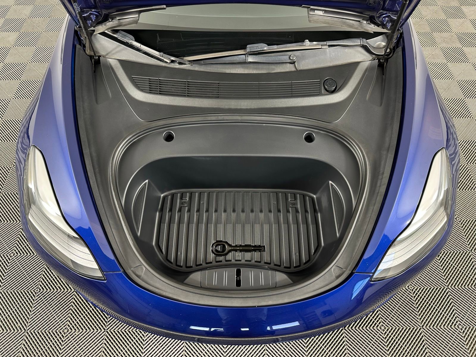 Used 2023 Tesla Model 3 Standard Range RWD image 21