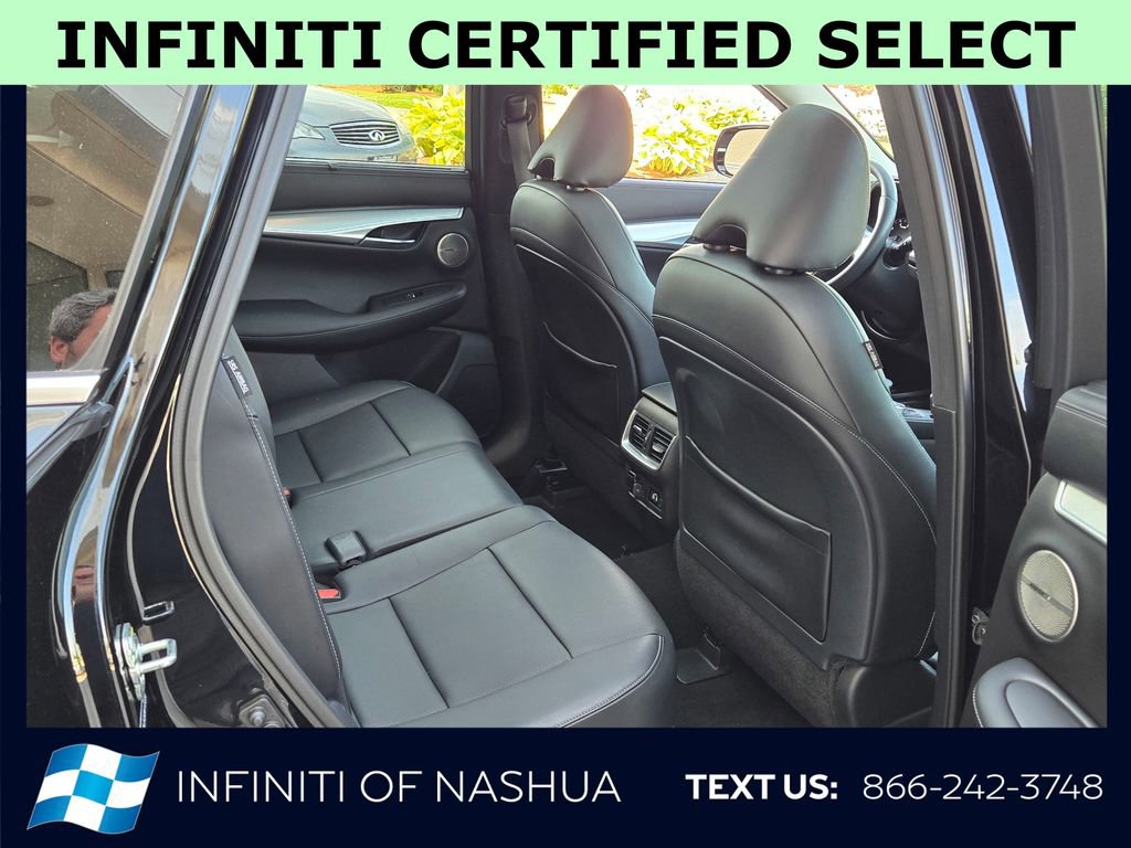 Used 2021 INFINITI QX50 Sensory w/ Accent Package AWD/4WD image 16