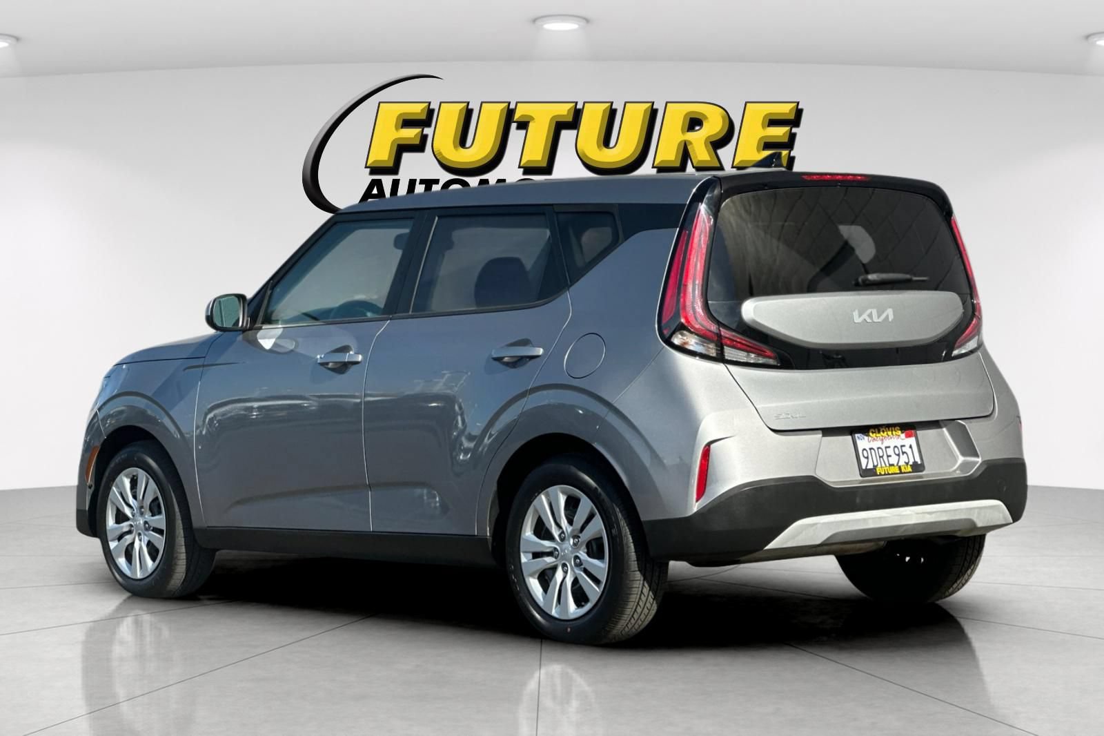 Certified 2023 Kia Soul LX FWD image 6