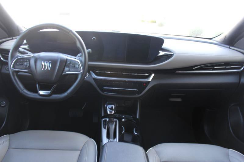 Used 2024 Buick Envista Avenir FWD image 21