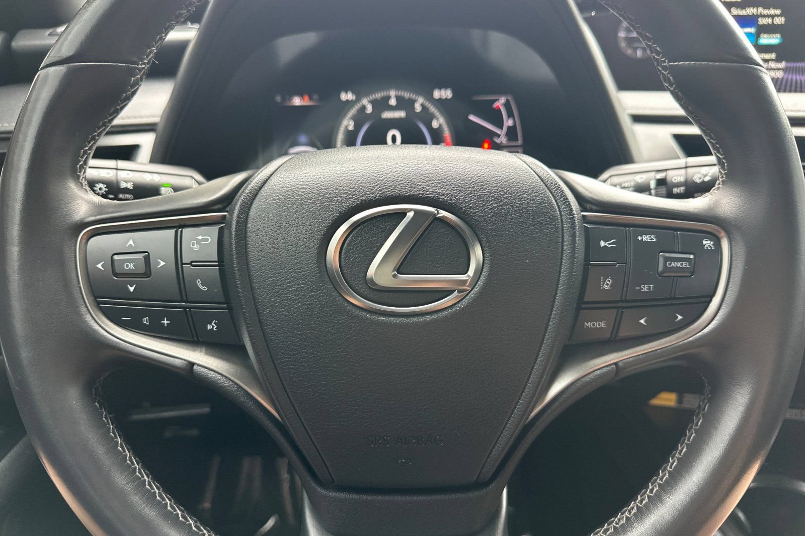 Used 2021 Lexus UX 200 w/ Accessory Package (Z2) FWD image 24