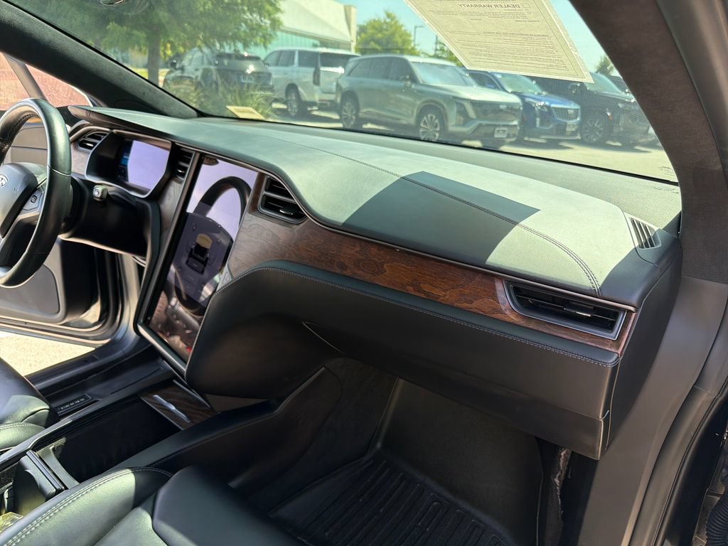 Used 2018 Tesla Model X 100D AWD/4WD image 35