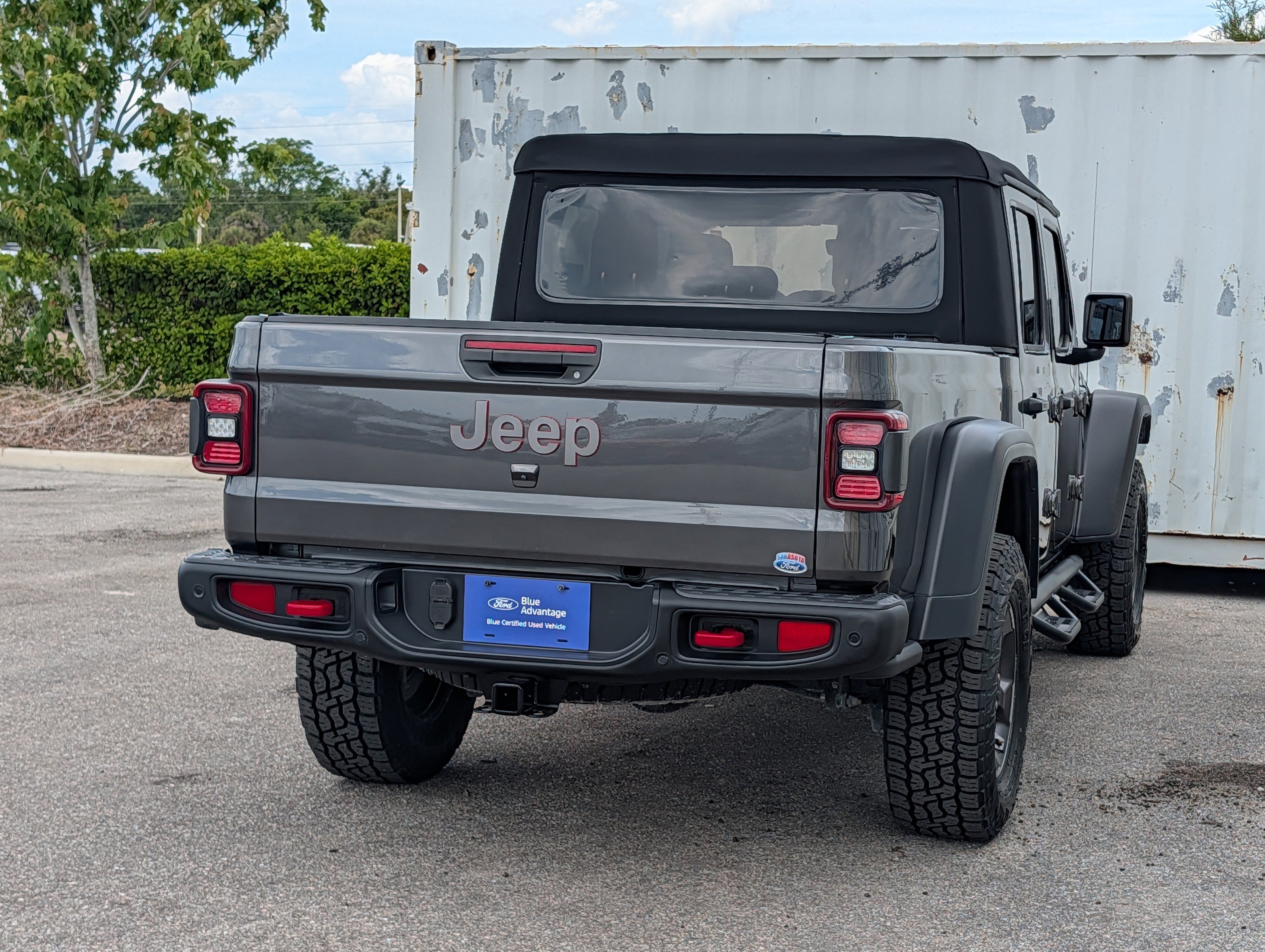 Used 2020 Jeep Gladiator Rubicon AWD/4WD image 4