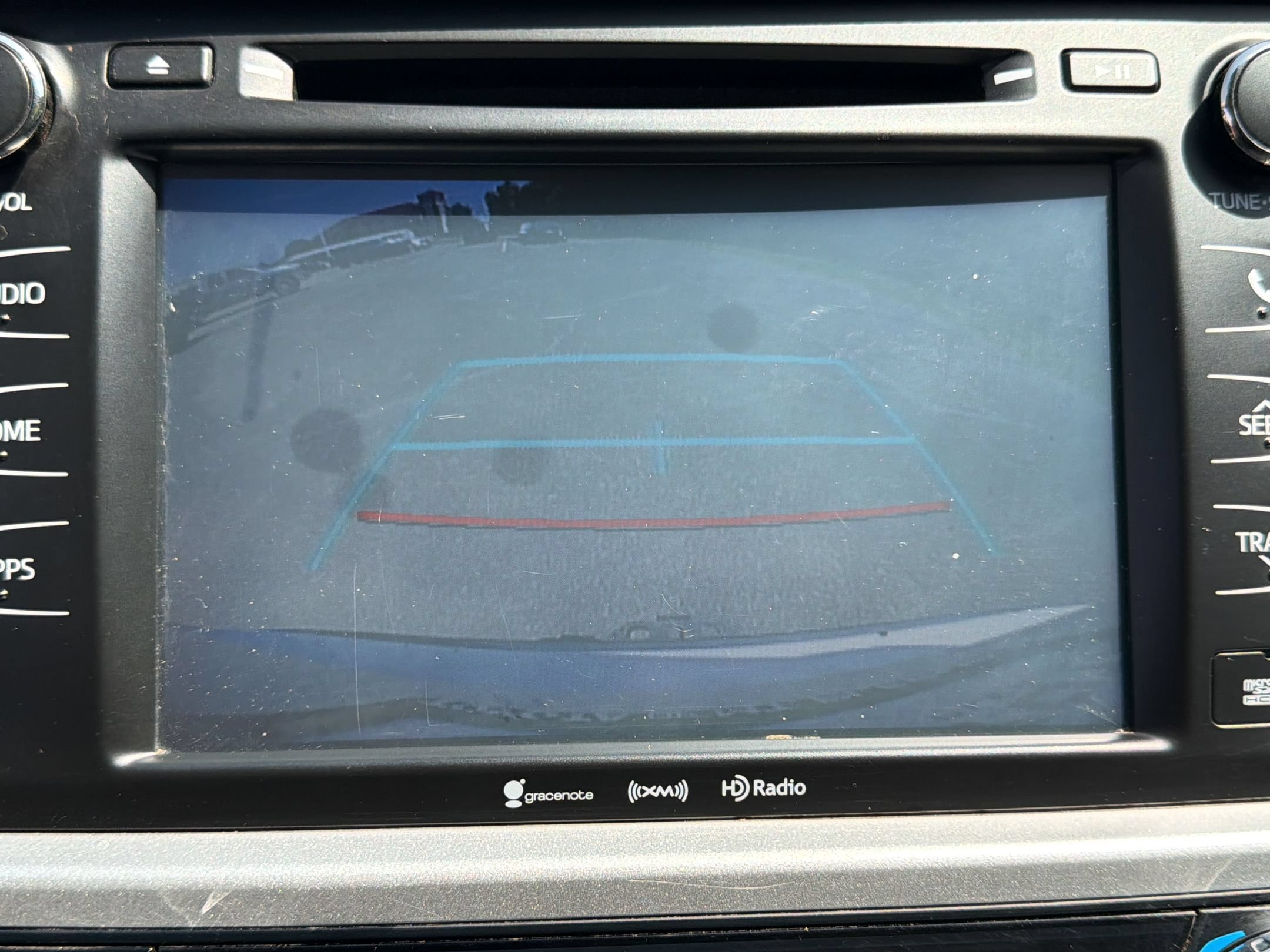 Used 2019 Toyota Highlander XLE FWD image 21