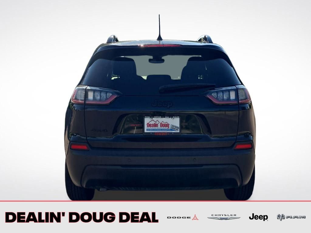 Used 2023 Jeep Cherokee Altitude Lux image 4