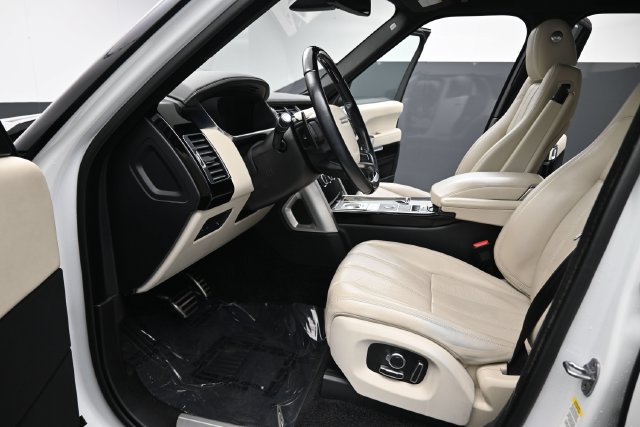 Used 2016 Land Rover Range Rover Supercharged AWD/4WD image 17