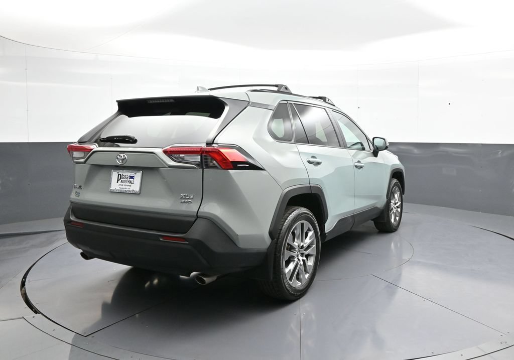 Certified 2020 Toyota RAV4 XLE Premium AWD/4WD image 6