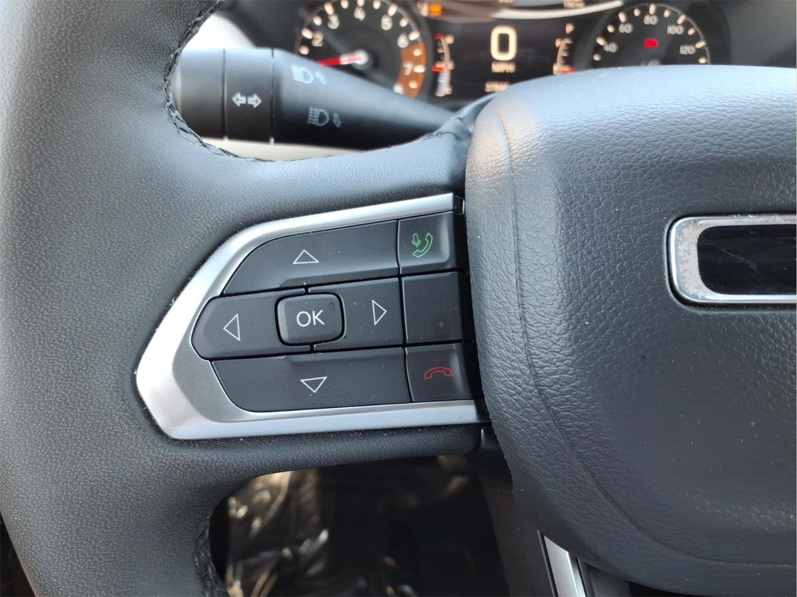 Used 2025 Jeep Compass Limited AWD/4WD image 19
