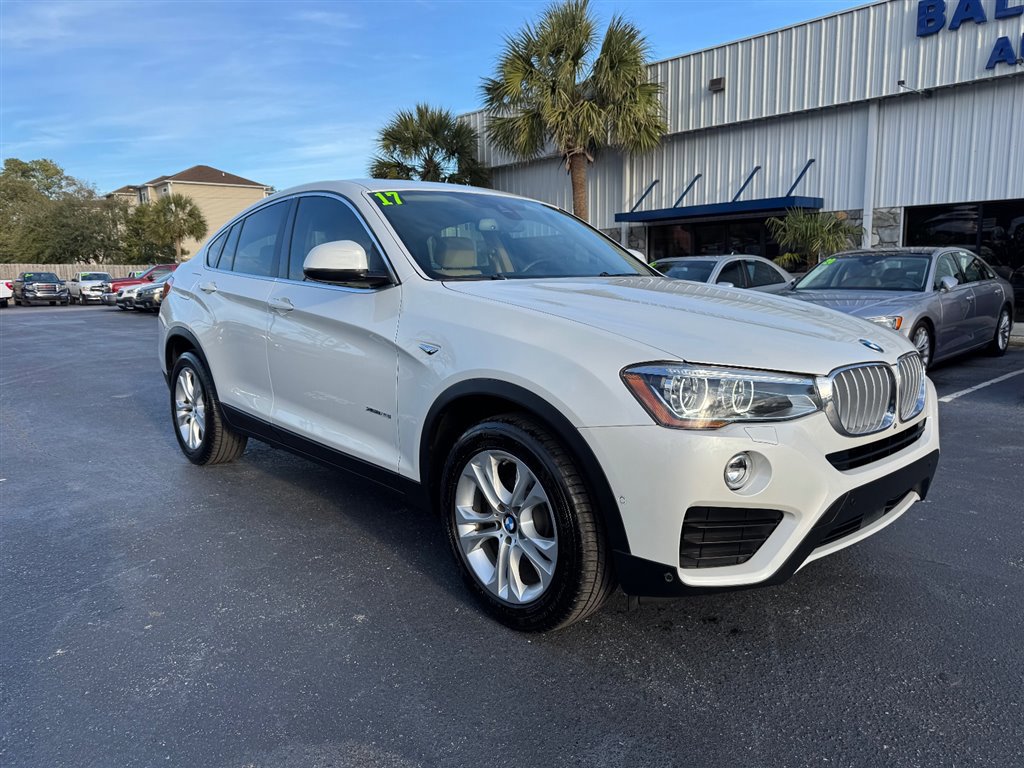 Used 2017 BMW X4 xDrive28i image 2
