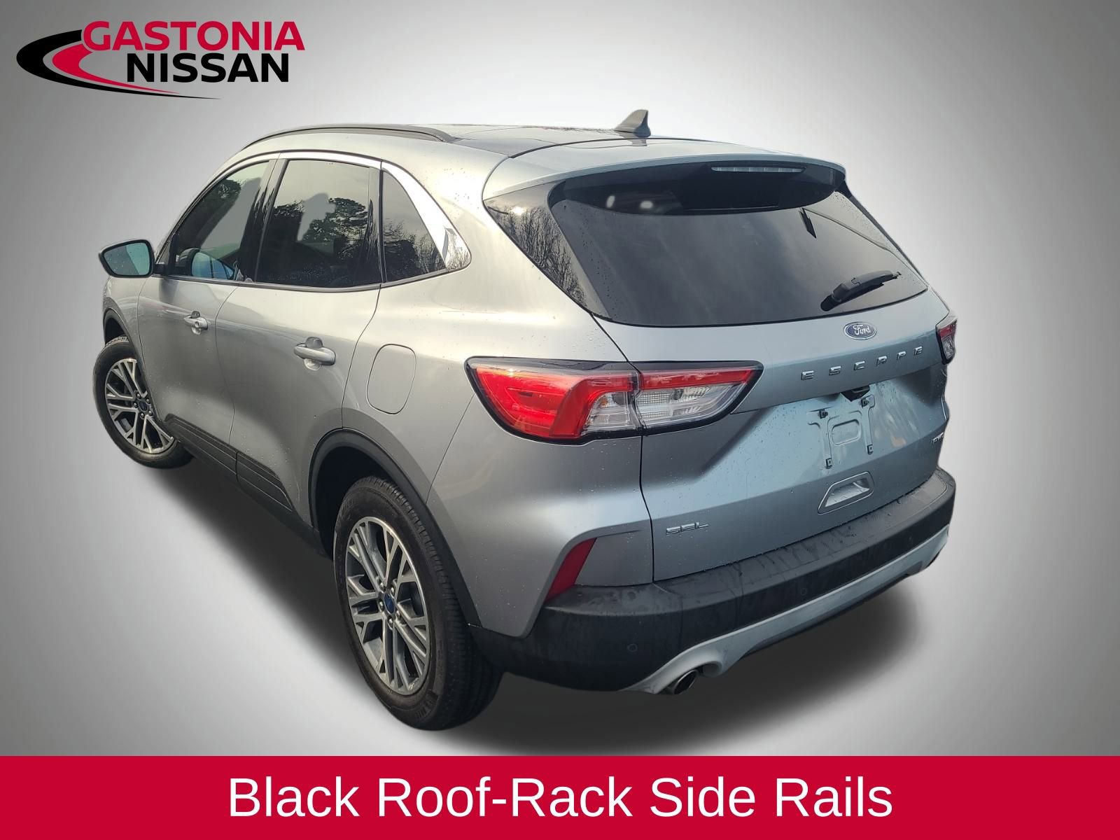 Used 2022 Ford Escape SEL image 11