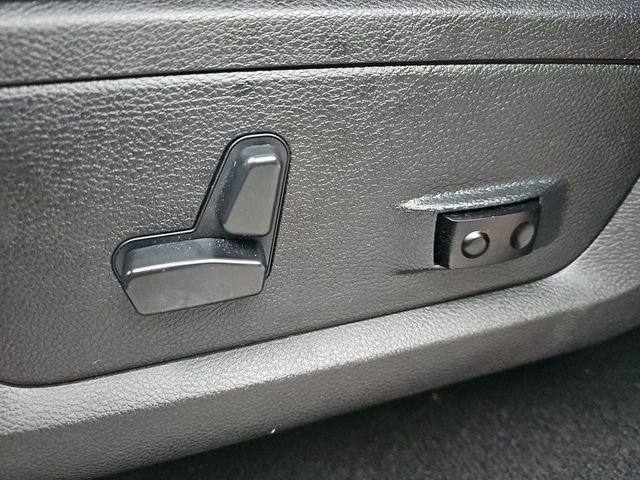 Used 2015 RAM 1500 Sport w/ Black Ram 1500 Sport Group image 17